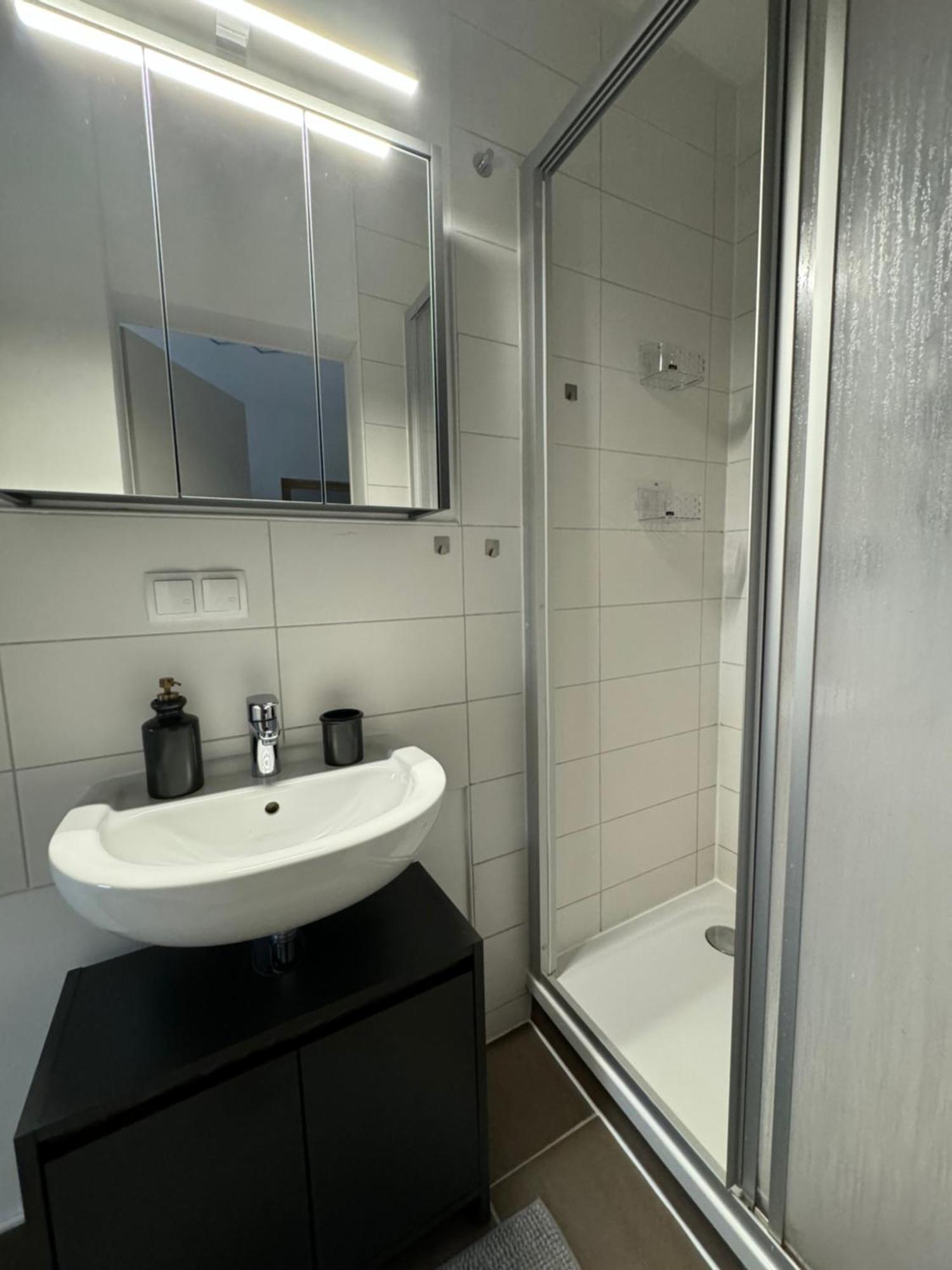 Appartement "Franz" Inklusive Parkplatz Halle  Buitenkant foto