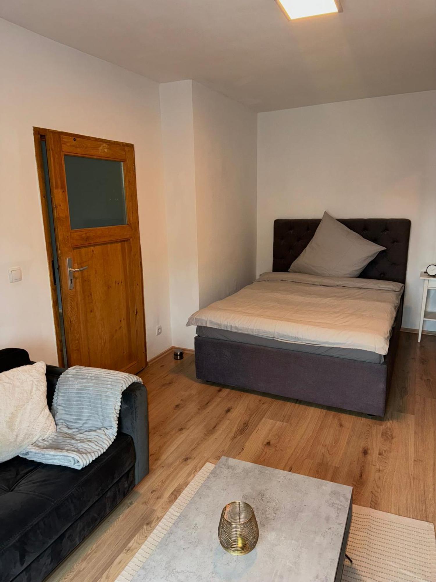 Appartement "Franz" Inklusive Parkplatz Halle  Buitenkant foto